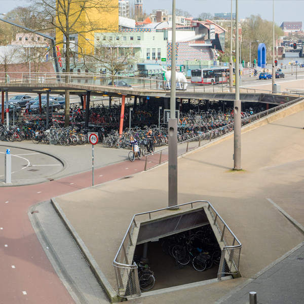 station groningen stallingen openbare stallingen stadsbalkon station groningen